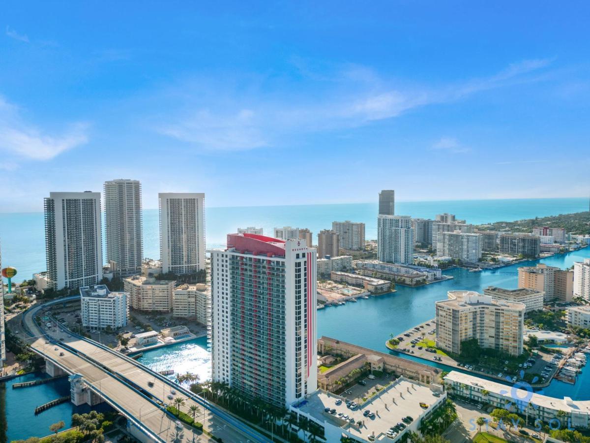 Upper Studio With Balcony,Pool And Gym, Near Beach Hallandale Beach Exteriör bild